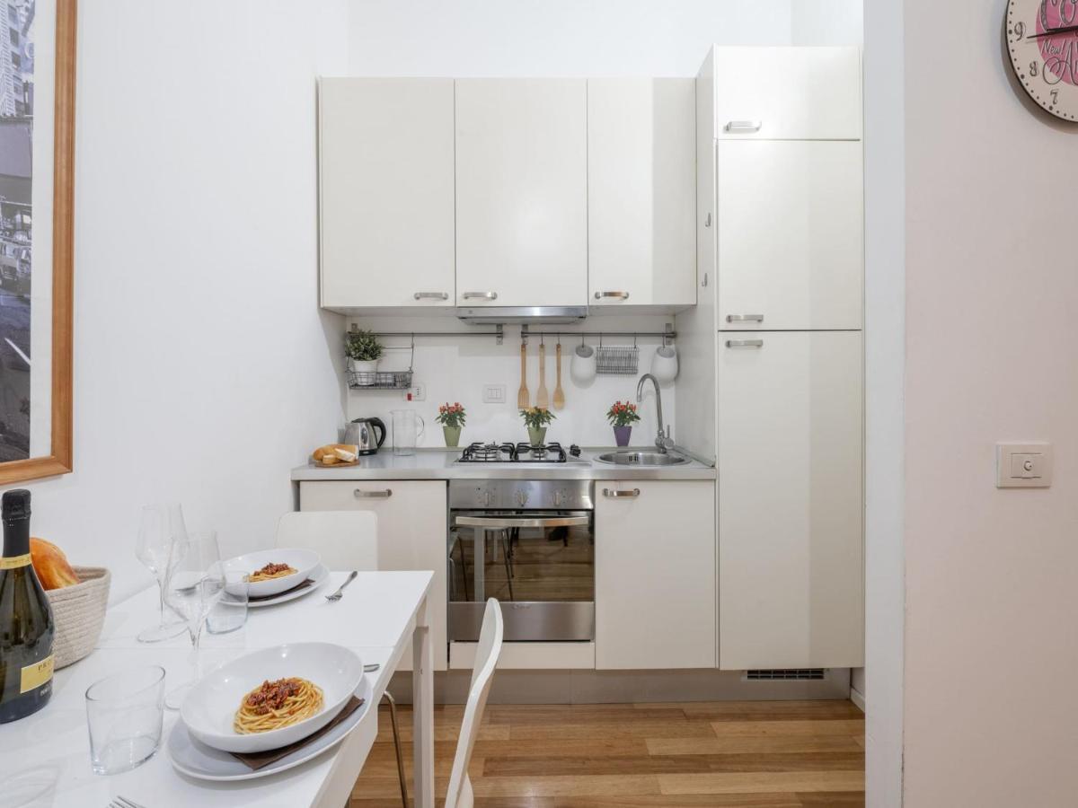 The Best Rent - Comfortable One Bedroom Apartment In Milan Downtown Exterior photo