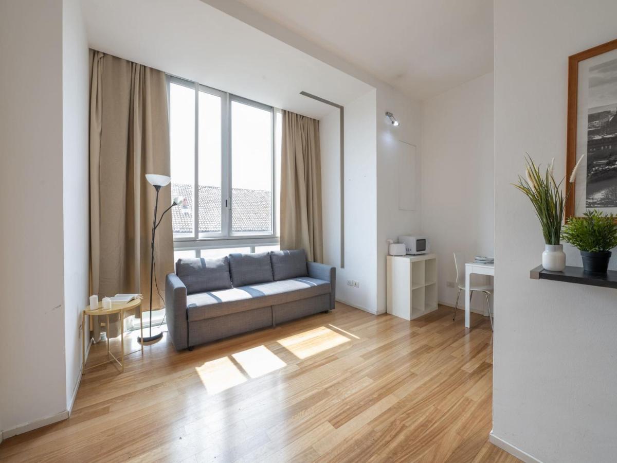 The Best Rent - Comfortable One Bedroom Apartment In Milan Downtown Exterior photo